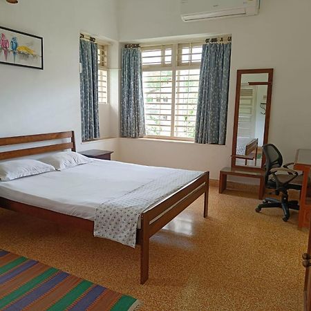 Srinekatan Heritage Villa Homestay Ahmedabad Exterior photo